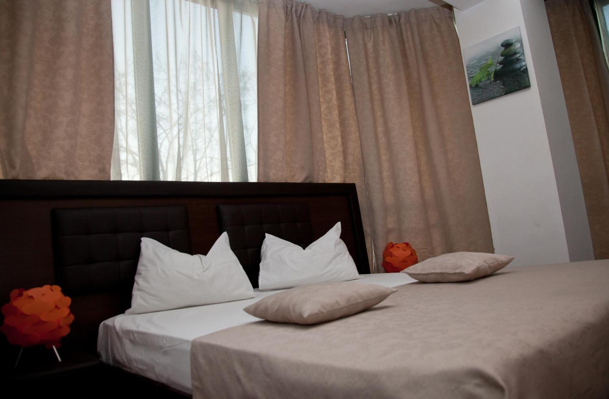 Hotel Metropol Piteşti Rum bild