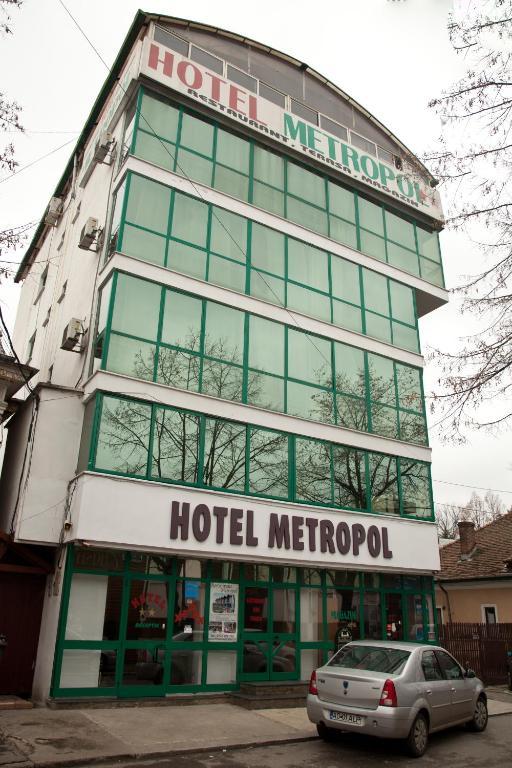 Hotel Metropol Piteşti Exteriör bild